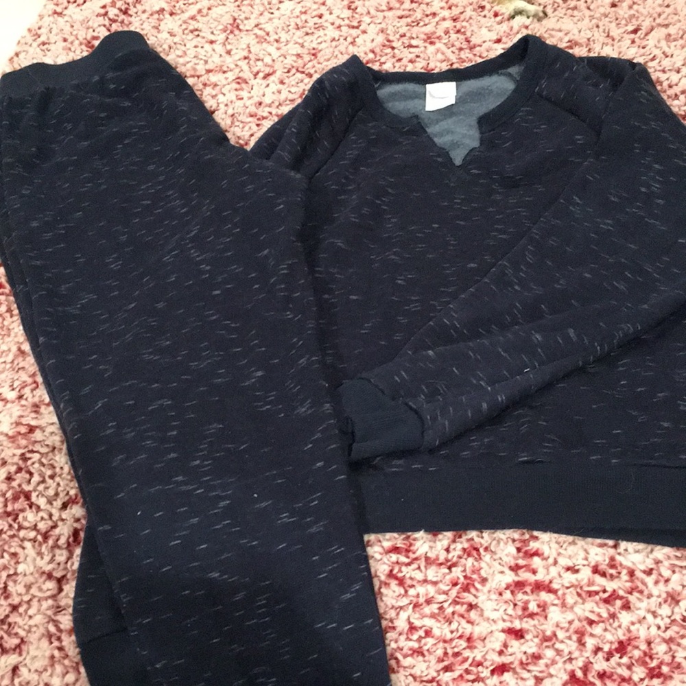 Size S pajama set by Stars Above. Navy blue. Very warm. Pants have pockets